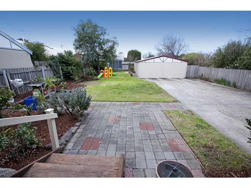 184 Church St, Hamlyn Heights VIC 3215