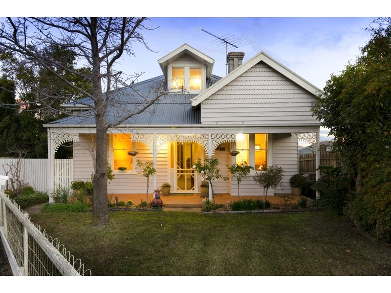 28 St Albans Rd, East Geelong VIC 3219
