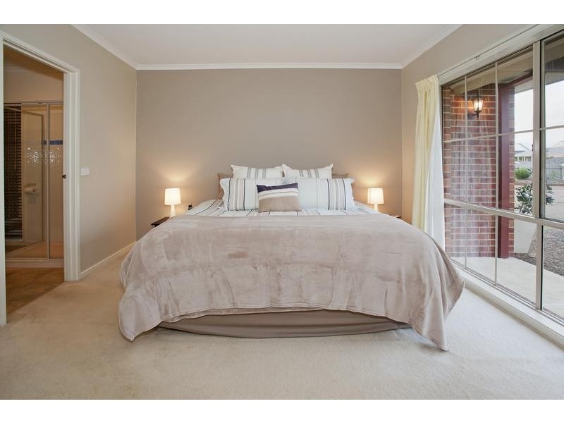 34 Greenfields Dve, Moriac VIC 3240