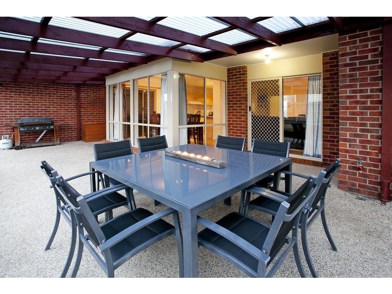 34 Greenfields Dve, Moriac VIC 3240