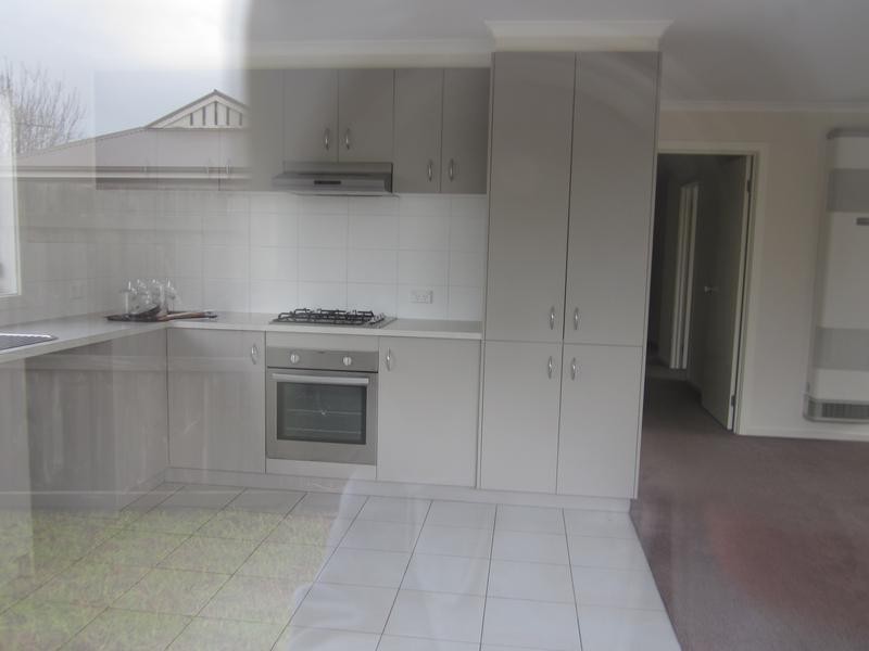 2/55 Anthony Street, Newcomb VIC 3219