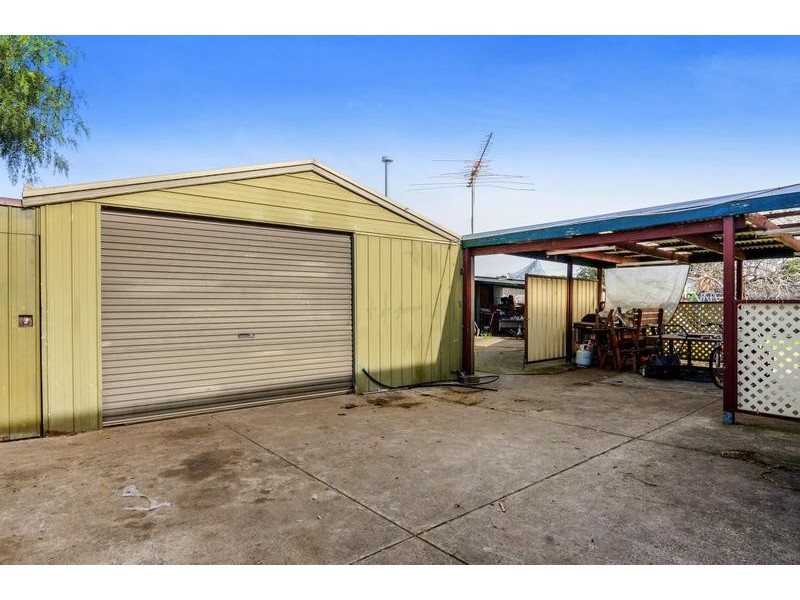 3 Takoma Crt, Norlane VIC 3214