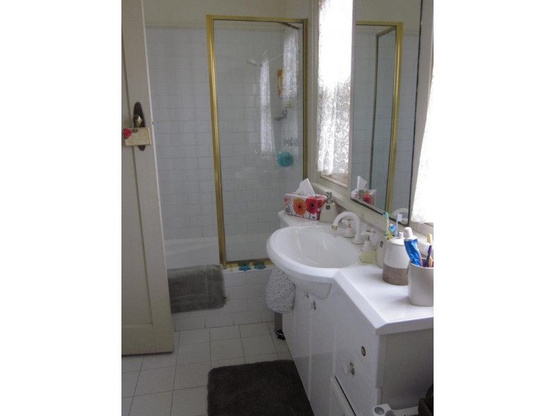 36 Sydney Avenue, East Geelong VIC 3219