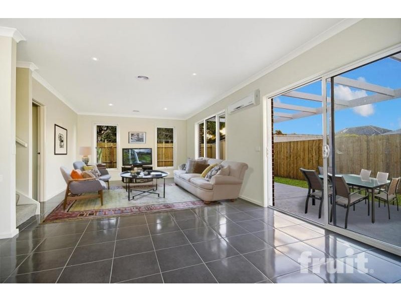 2/57 Maurice Street, Herne Hill VIC 3218