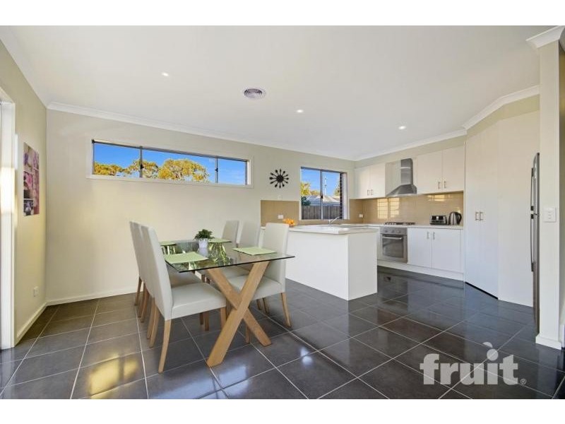 2/57 Maurice Street, Herne Hill VIC 3218