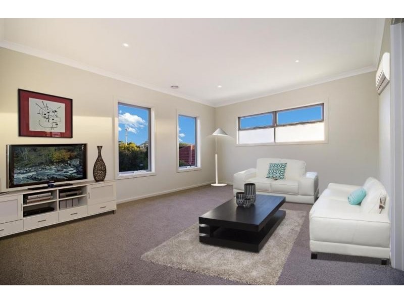 2/57 Maurice Street, Herne Hill VIC 3218