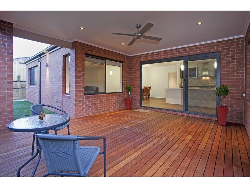 6 Sandridge Street, Leopold VIC 3224