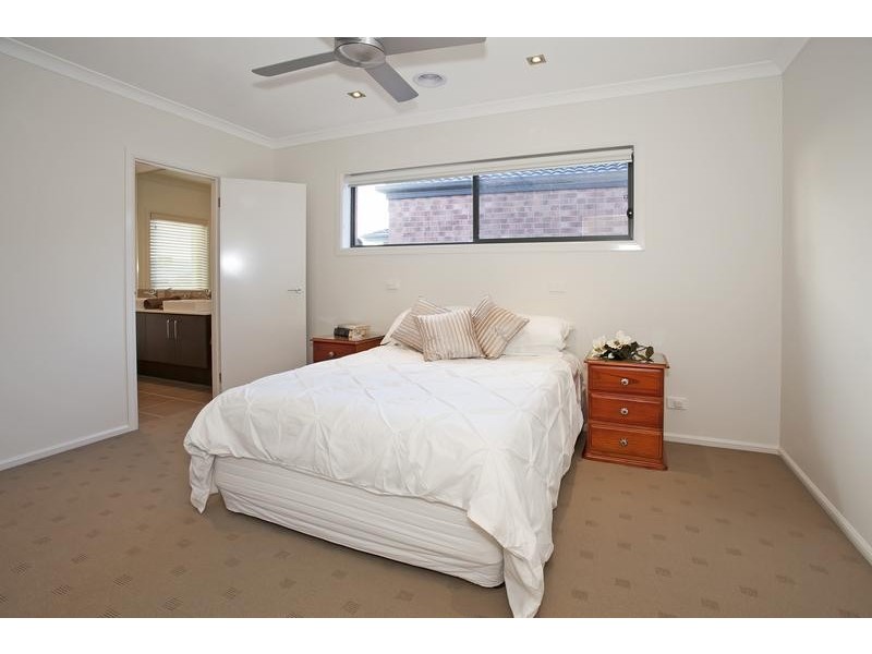 6 Sandridge Street, Leopold VIC 3224