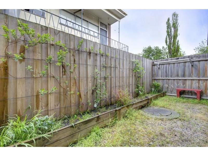 8/105 Gertrude St, Geelong West VIC 3218