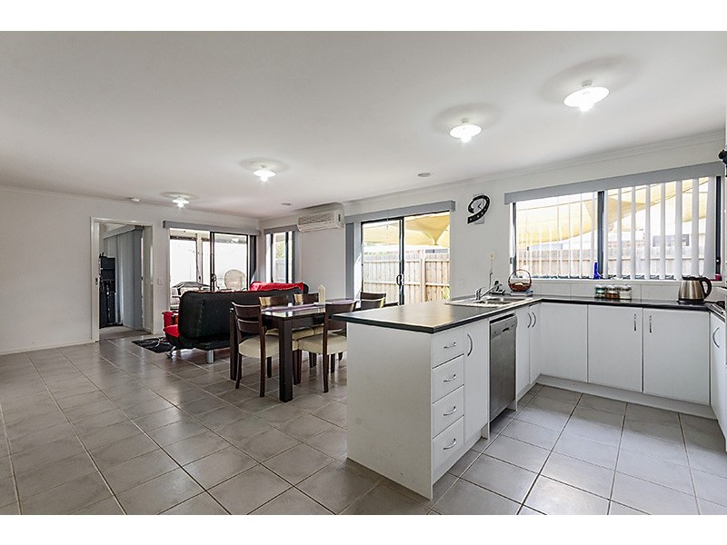 17 Alan St, Grovedale VIC 3216