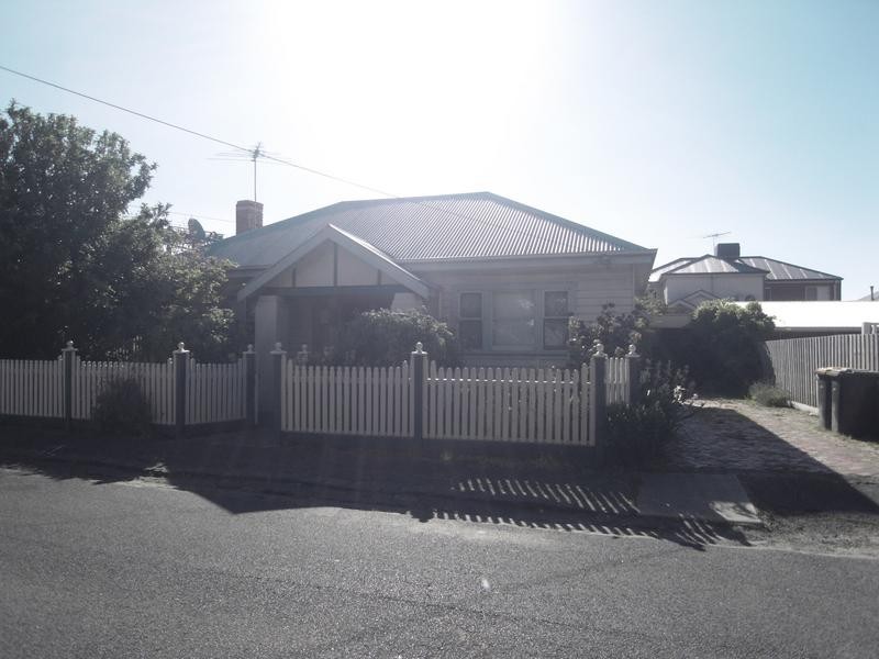 2A Swanston Place, Geelong VIC 3220