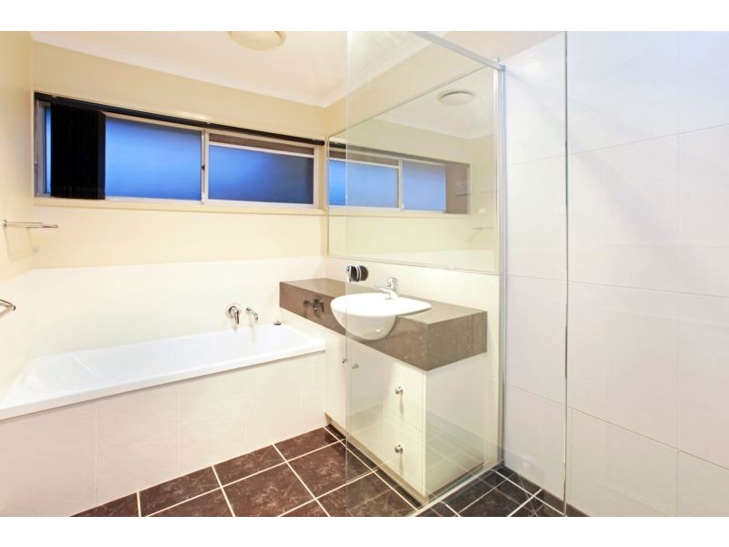 9 Garie Crt, Grovedale VIC 3216