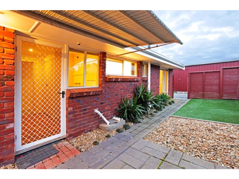 9 Garie Crt, Grovedale VIC 3216