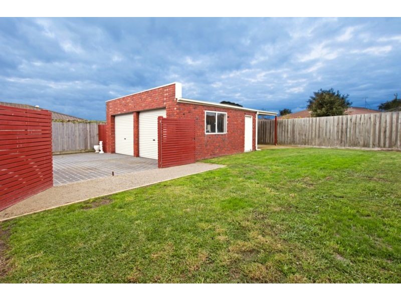 9 Garie Crt, Grovedale VIC 3216