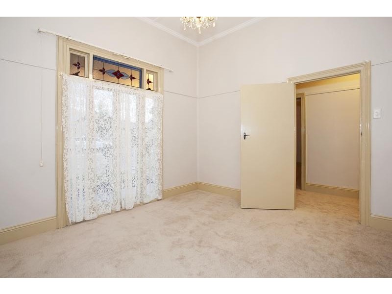 112 Clarence St, Geelong West VIC 3218