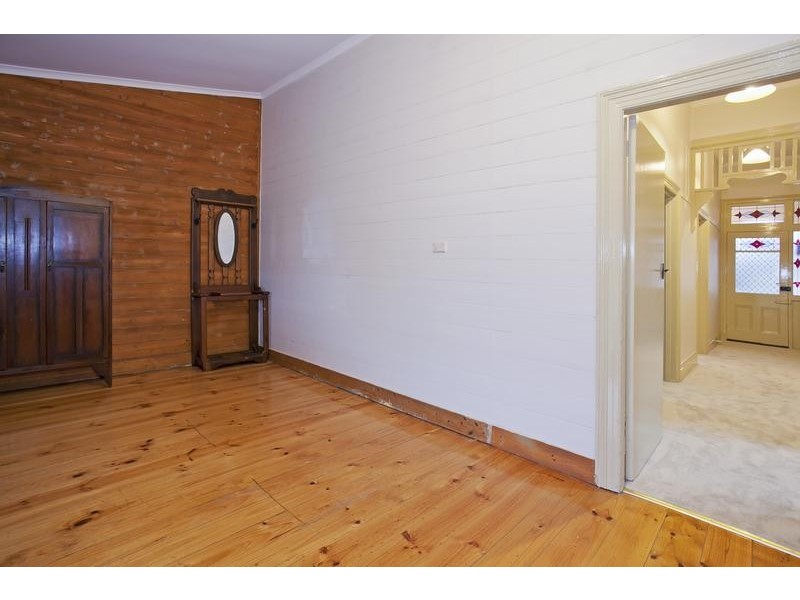 112 Clarence St, Geelong West VIC 3218