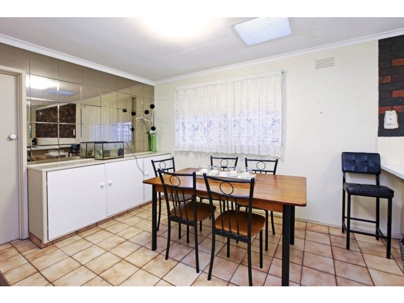 124 Heyers Rd, Grovedale VIC 3216