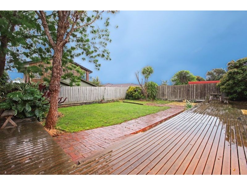 124 Heyers Rd, Grovedale VIC 3216