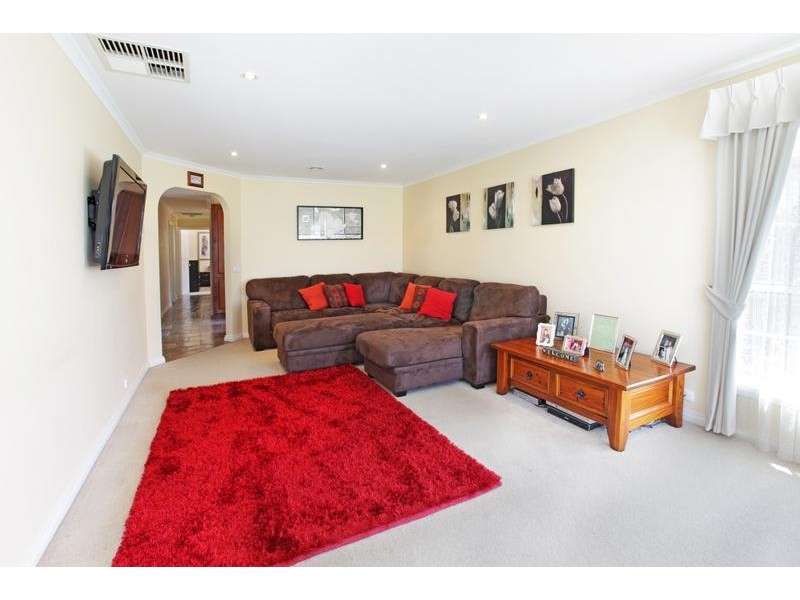 66 Burlington Crescent, Leopold VIC 3224