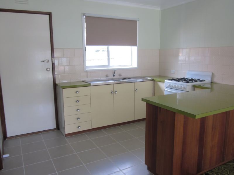 2/28-30 McCurdy Road, Herne Hill VIC 3218