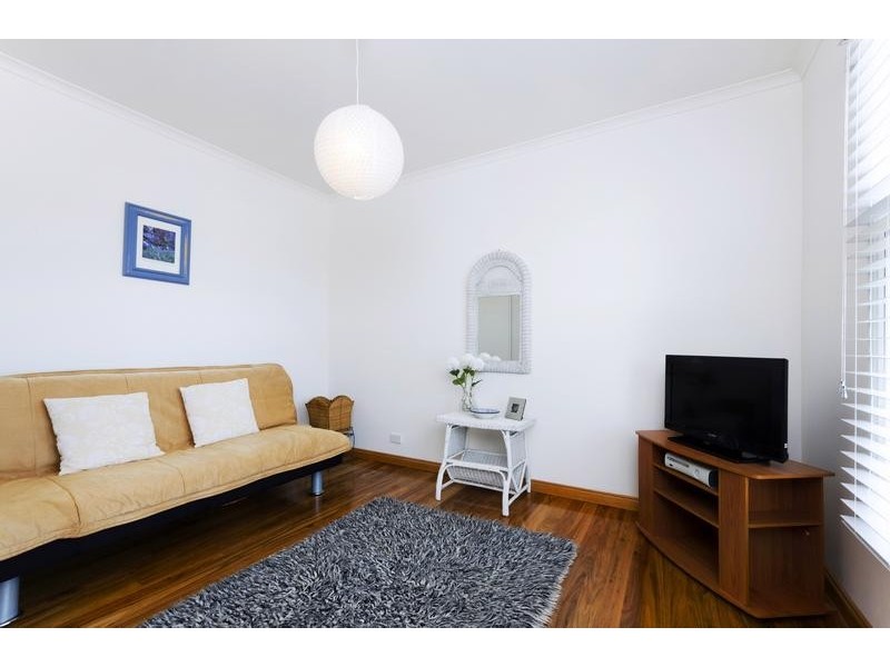 1/17 Lancaster Ave, Newcomb VIC 3219