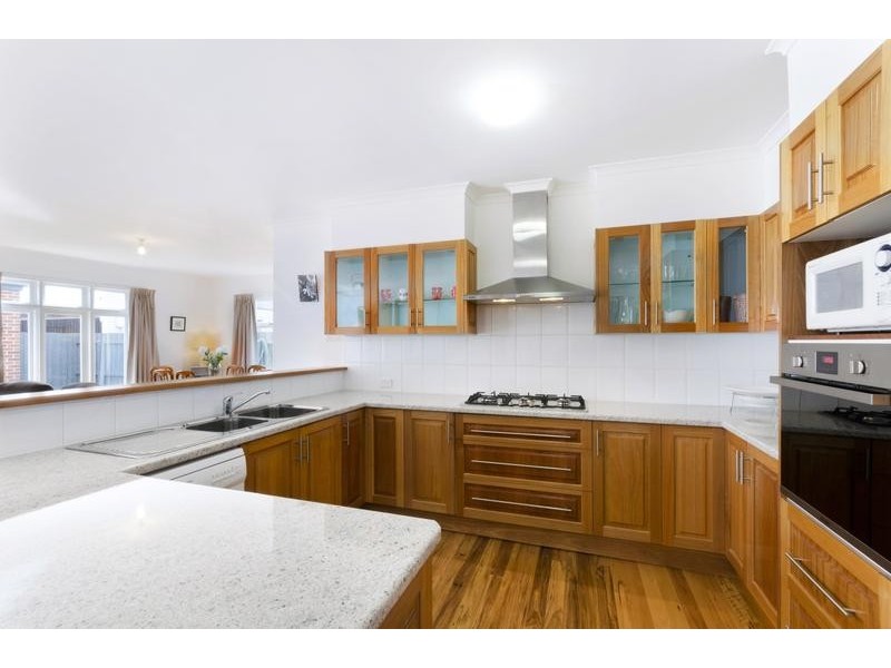 1/17 Lancaster Ave, Newcomb VIC 3219