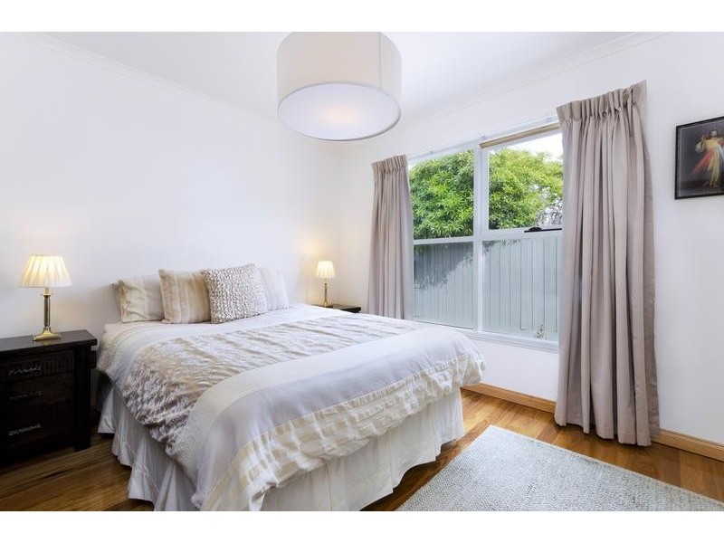 1/17 Lancaster Ave, Newcomb VIC 3219