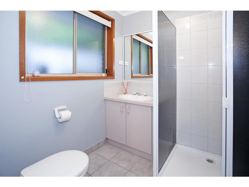 20 Greenville Dve, Grovedale VIC 3216