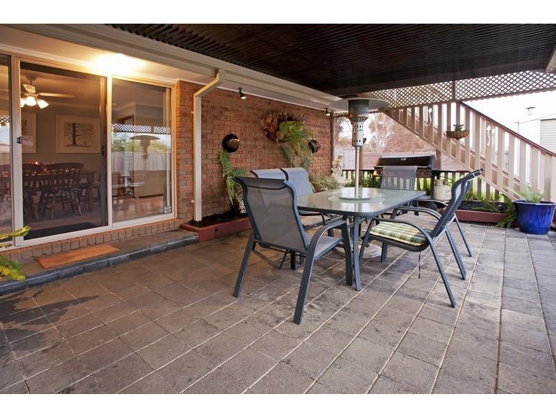 20 Greenville Dve, Grovedale VIC 3216