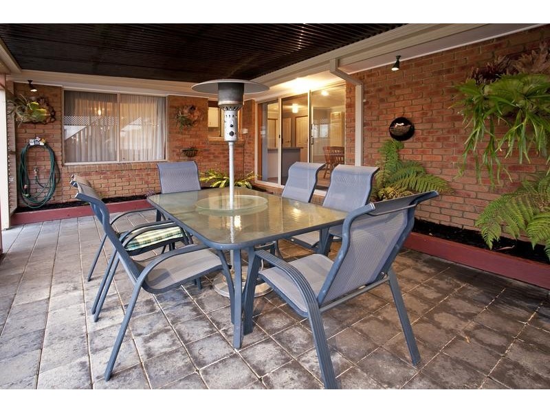 20 Greenville Dve, Grovedale VIC 3216