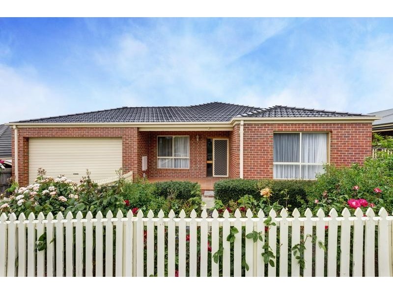 5 Nireeda crt, Wandana Heights VIC 3216