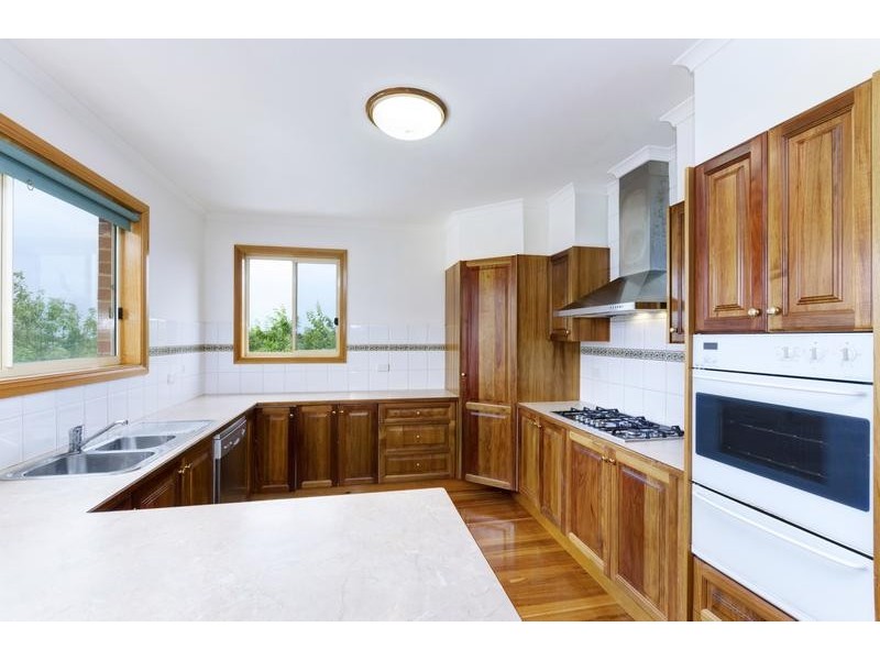 5 Nireeda crt, Wandana Heights VIC 3216