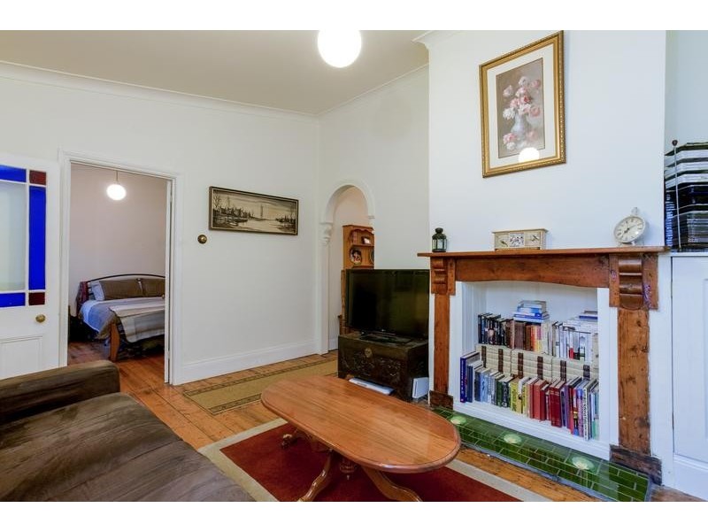 14 Breakwater Rd, East Geelong VIC 3219