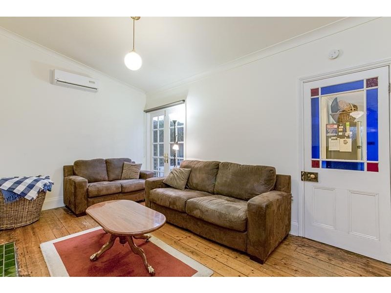 14 Breakwater Rd, East Geelong VIC 3219