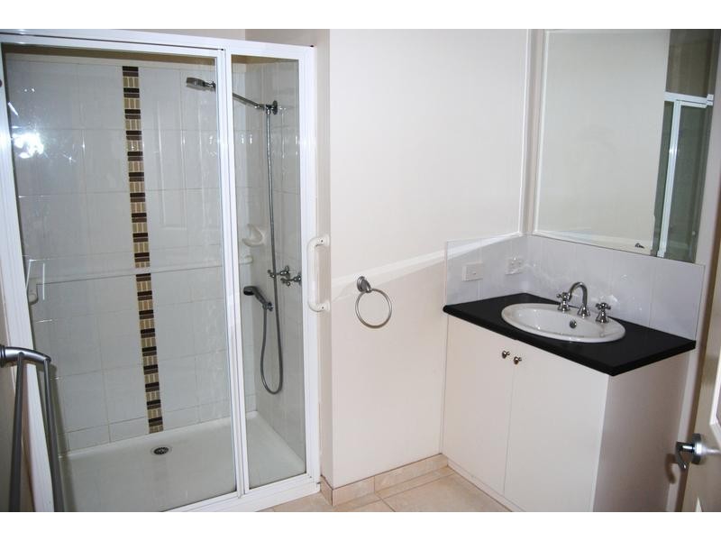 4 Fern St, Newcomb VIC 3219