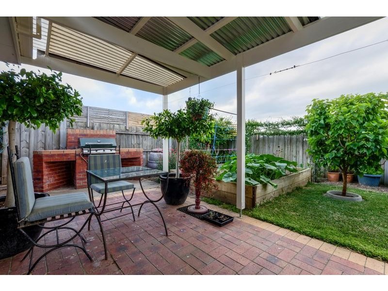 22 Shannahan Dve, Bell Park VIC 3215