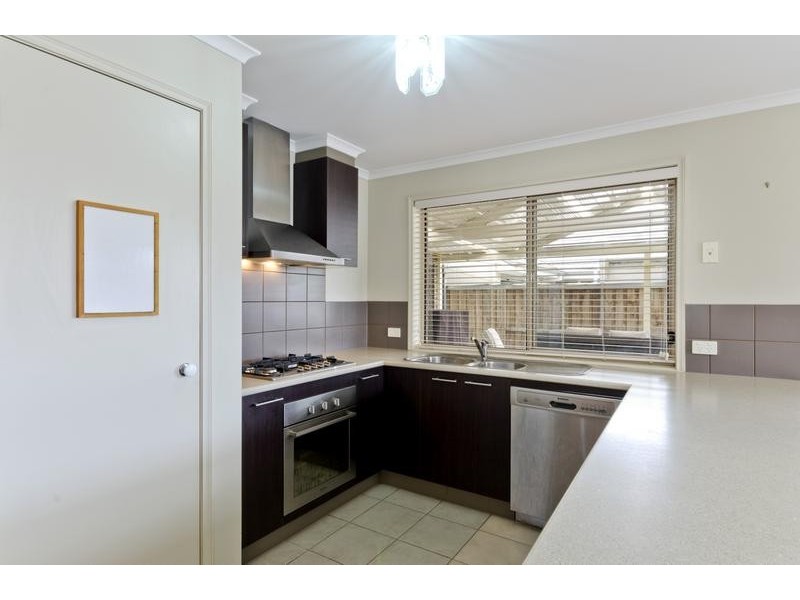 2 Cornbury Mews, Grovedale VIC 3216