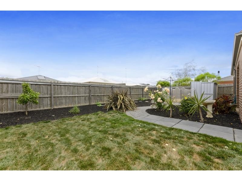 2 Cornbury Mews, Grovedale VIC 3216