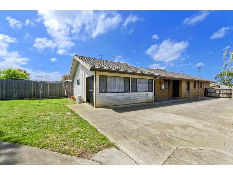 3 Sputnik Crt, Whittington VIC 3219