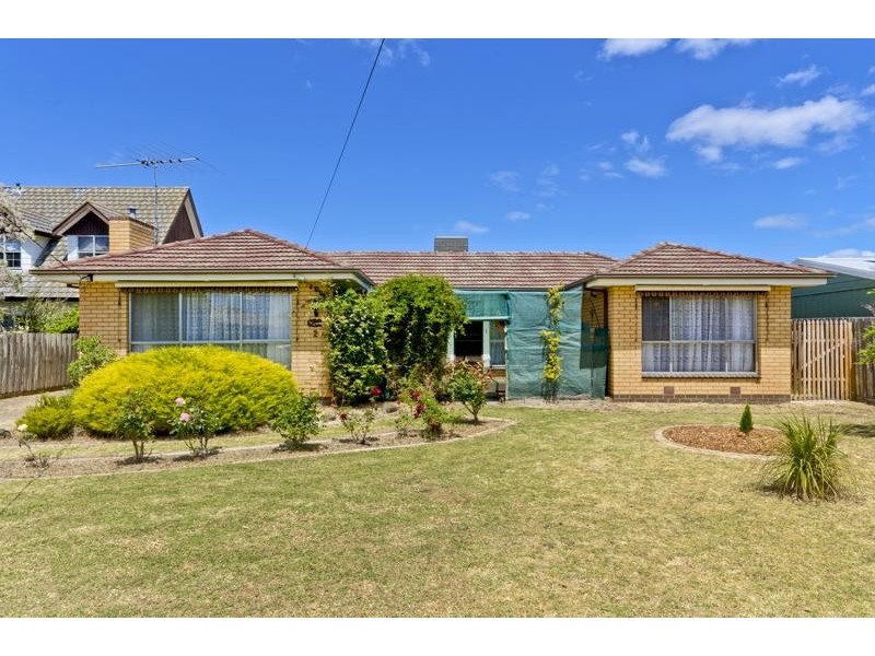 2 Swan St, Lara VIC 3212