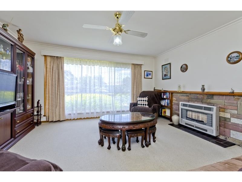 2 Swan St, Lara VIC 3212