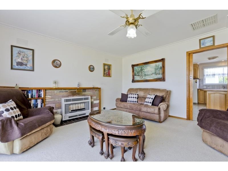 2 Swan St, Lara VIC 3212