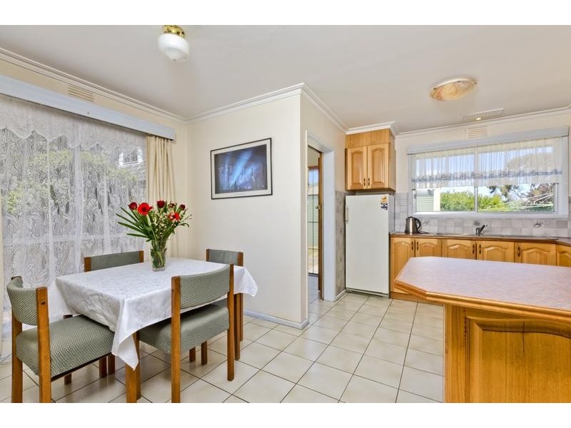 2 Swan St, Lara VIC 3212