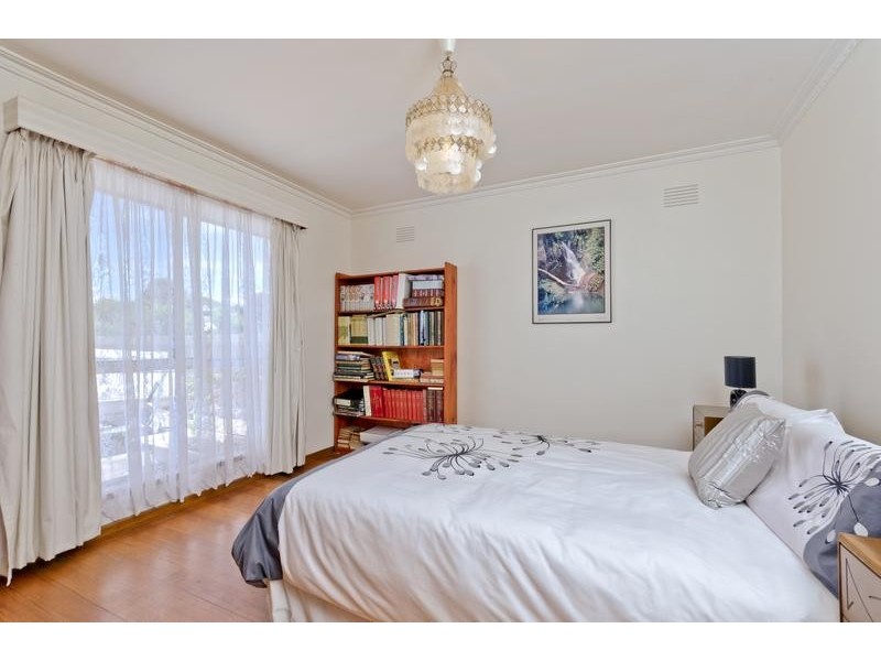 2 Swan St, Lara VIC 3212