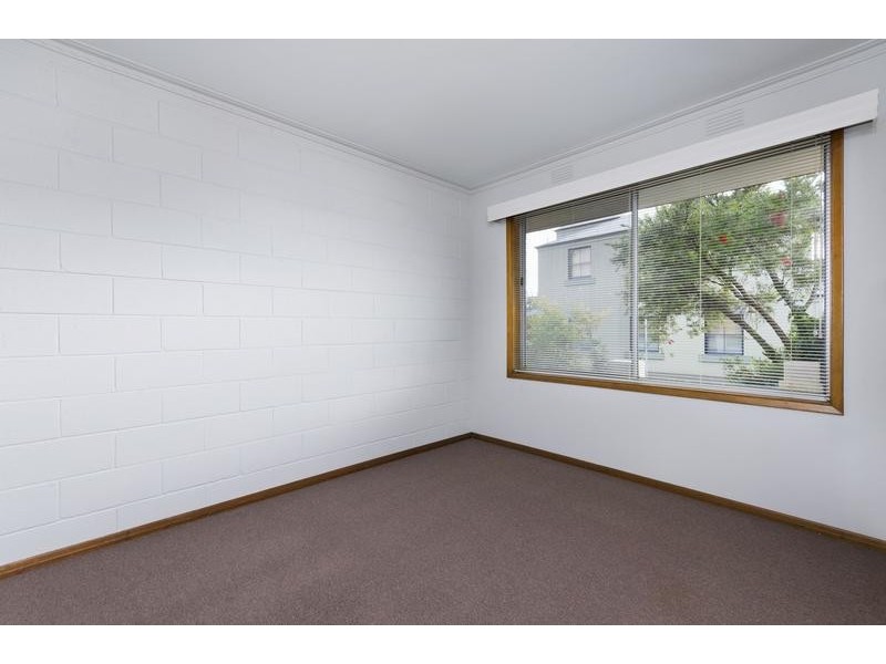 2/250 Pakington St, Geelong West VIC 3218