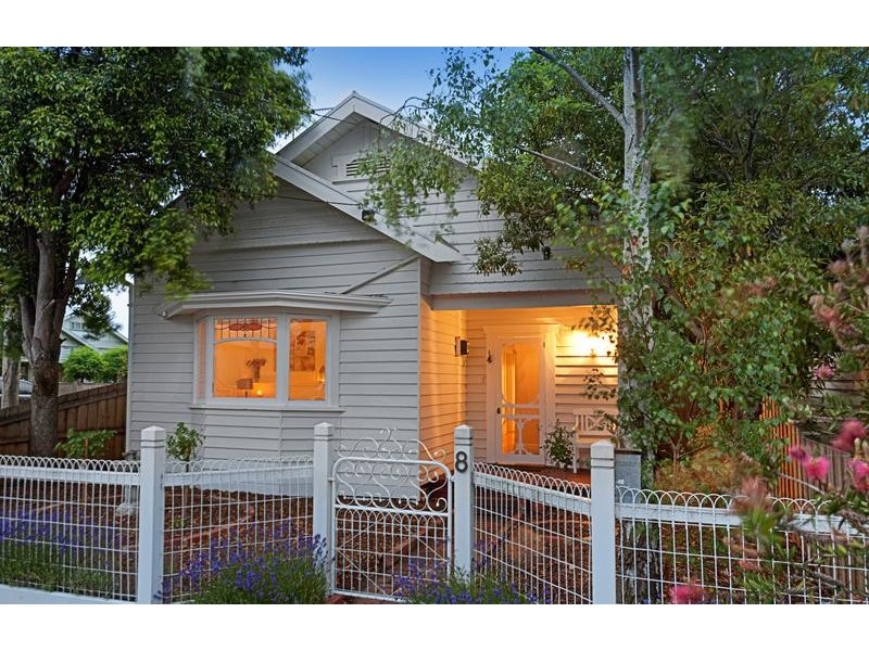 8 Darling Street, East Geelong VIC 3219