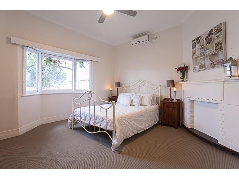 8 Darling Street, East Geelong VIC 3219