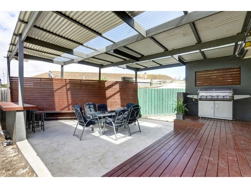 15 Buangor St, Corio VIC 3214