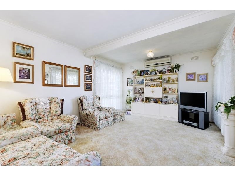 2 Meath crt, Corio VIC 3214