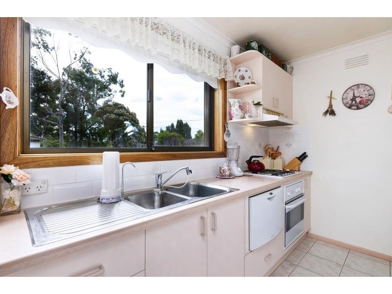 2 Meath crt, Corio VIC 3214